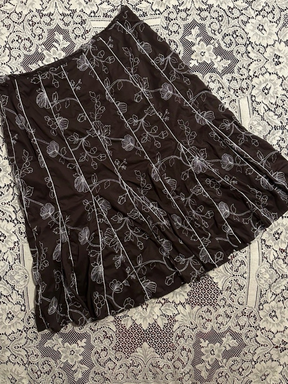 JM Collection Brown Floral A-Line Skirt with White Outline 18w fairy whimsy